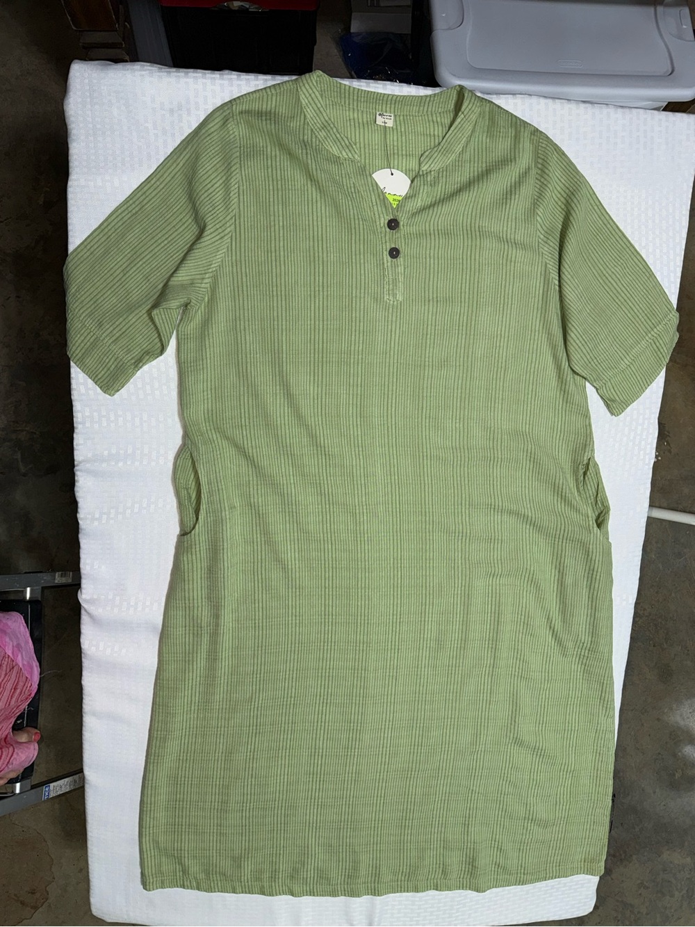 NWT Inoah Willow Green Crinkle Maxi Dress Oversized Pockets S/M - Picture 6 of 10